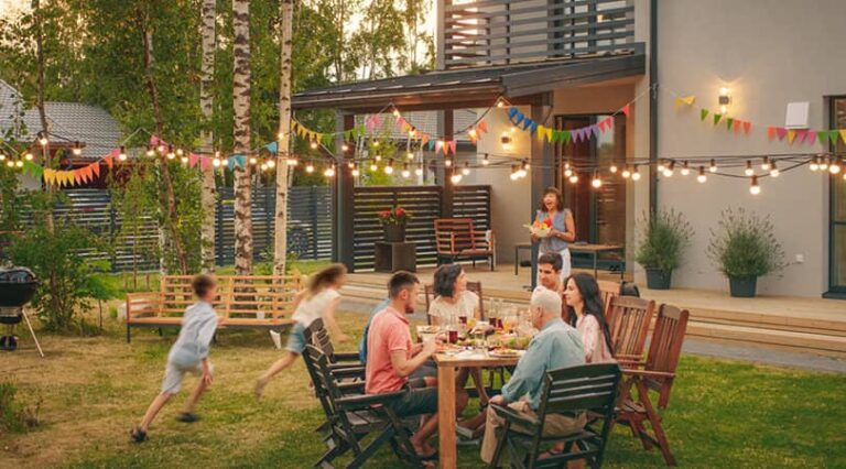 How to Make Family Vacations Memorable at Home!